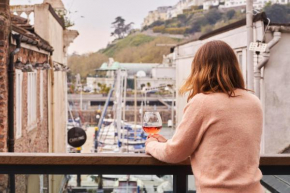 Harbour Breeze - Contemporary waterside bolthole on Torquay's iconic marina